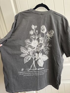 Relaxed Charcoal Floral Graphic Tee